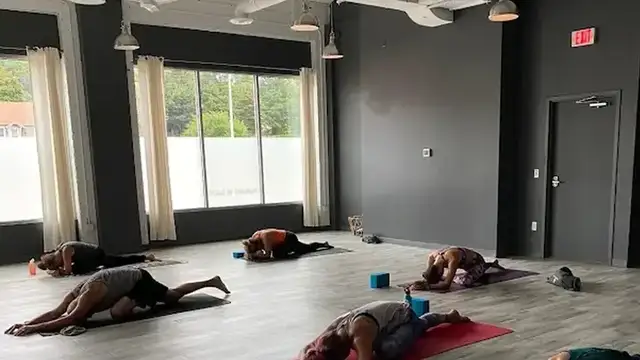 Alluma Yoga photo