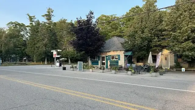 Birch Hill Grocery photo
