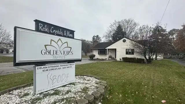 Golden Lotus Suites photo