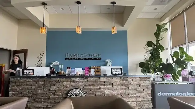 Hand & Stone Massage and Facial Spa photo