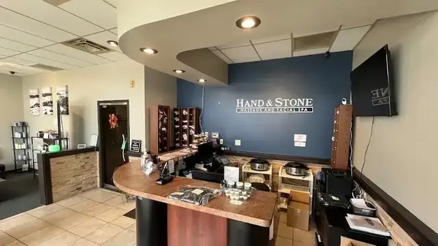 Hand & Stone Massage and Facial Spa photo