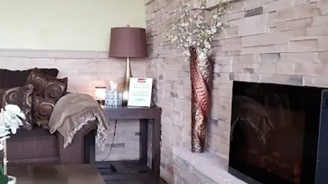 Hand & Stone Massage and Facial Spa photo