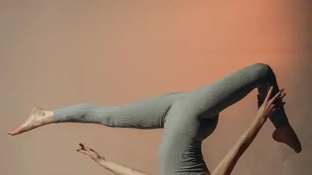 Haus Of Glass Dance photo