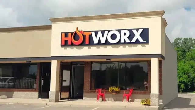 HOTWORX - Fenton, MI photo