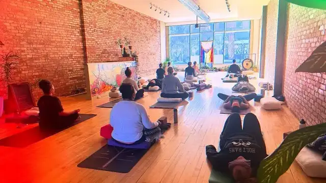 Lovelight Collective photo