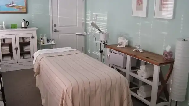 Waters Edge Day Spa photo